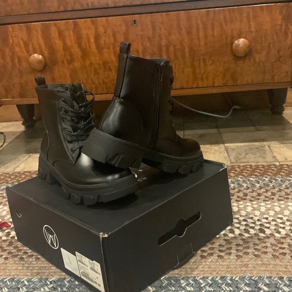 Harlow short boots